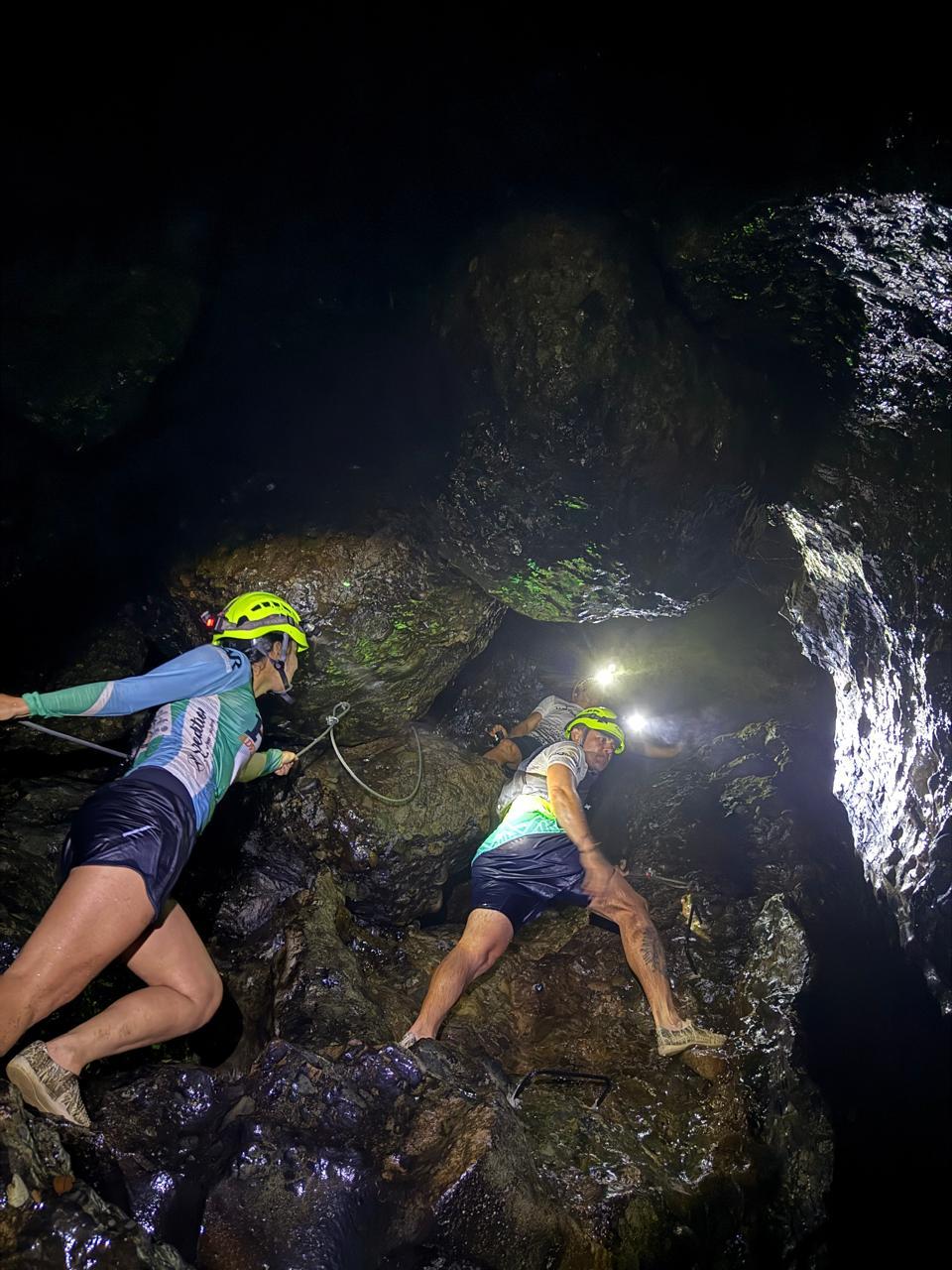 Interior de caverna